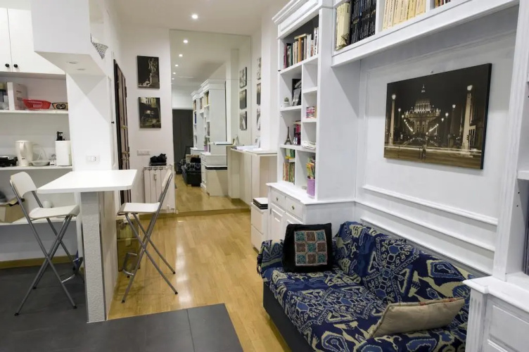 The Photos Room
