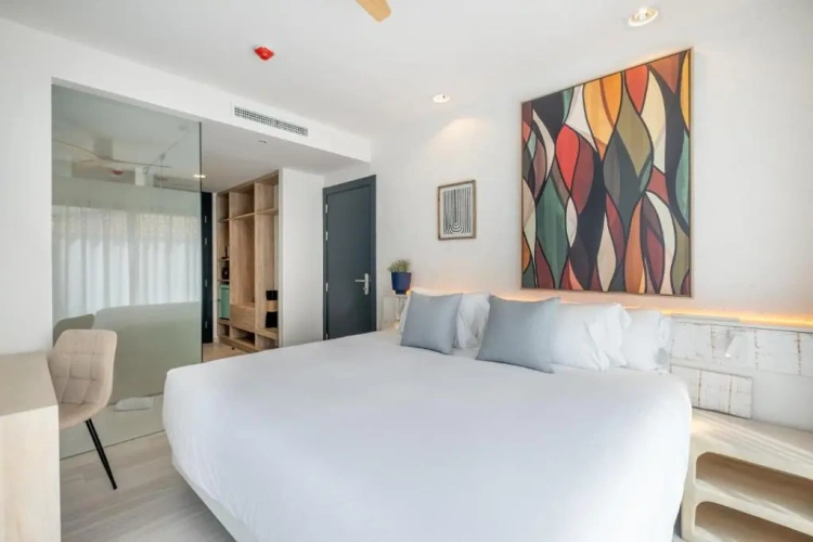 Standard Double room with balcony