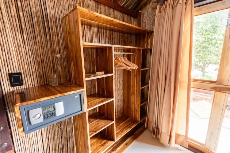 Luxury Double room with balcony and with garden view