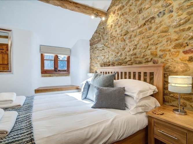 Hollytree Cottage, Chipping Norton