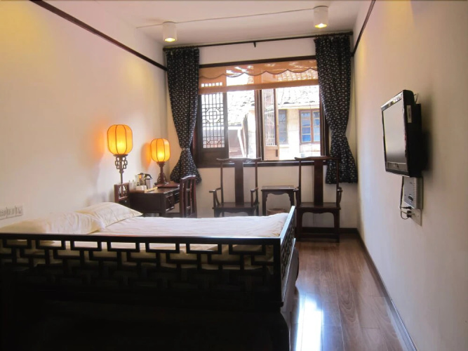 Tunxi Lodge