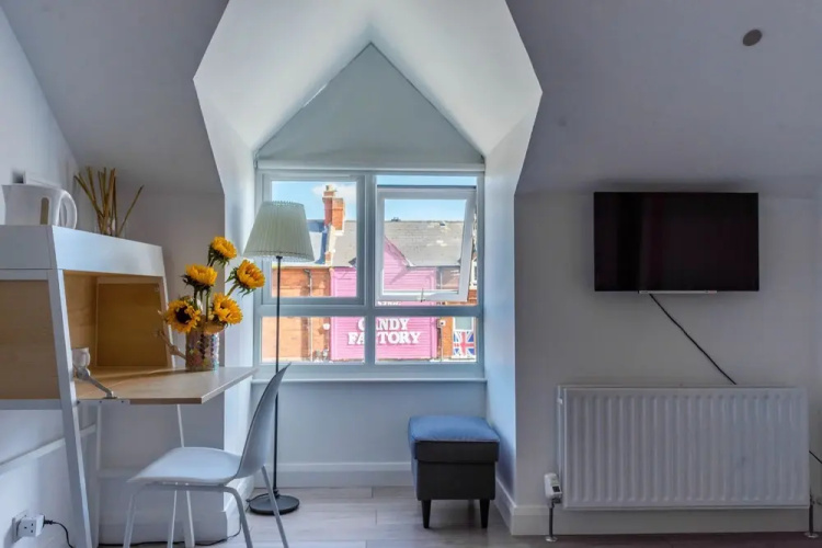 Amica Guesthouse