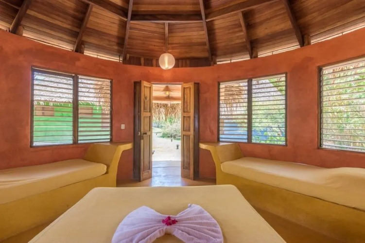Hotel Playa Negra
