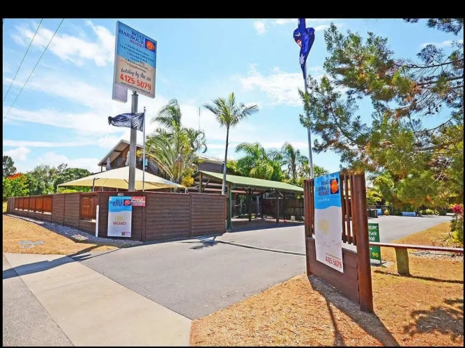 2 Bedrooms Villa