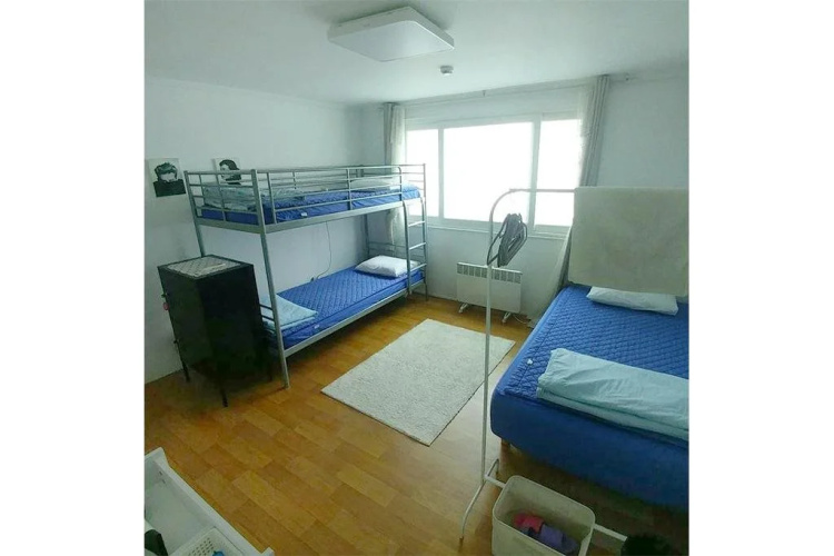 Nana House