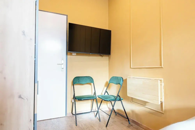 4BR Shared Apt 10Min Walk to Westbahnhof