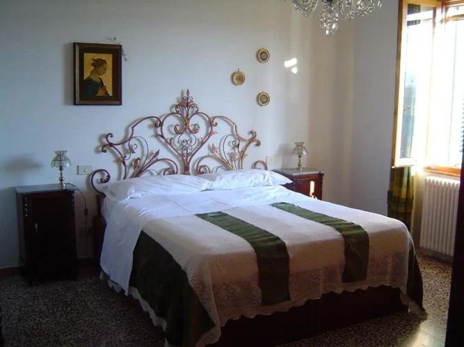 2 Bedrooms Double Cottage