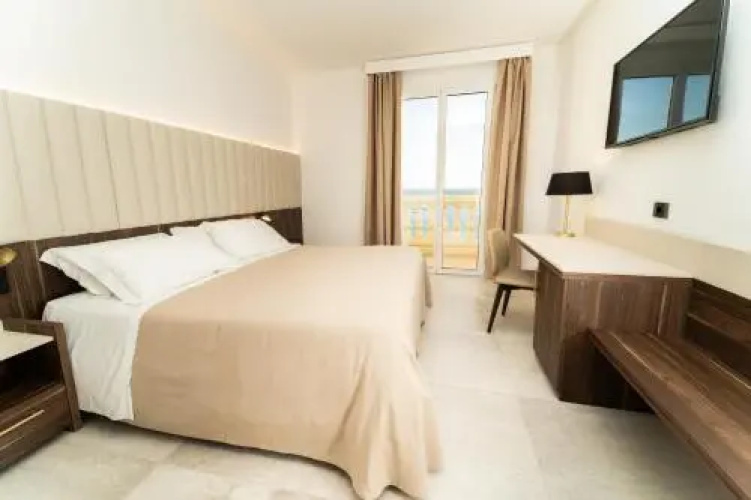 Hotel Falli