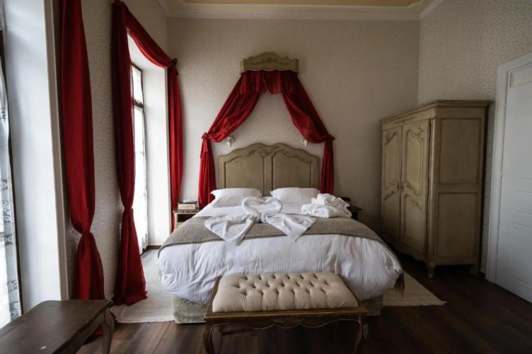Anagennisis Hotel
