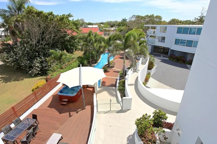 1 Bedroom Apartment with balcony