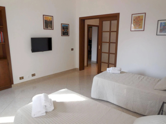 Italy Rents Spanish Steps