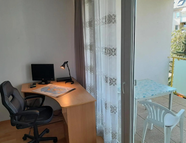 Serviced Apartment with Sunny Balcony