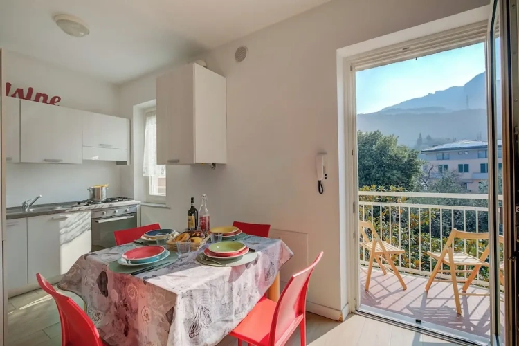 Family Apartment with balcony
