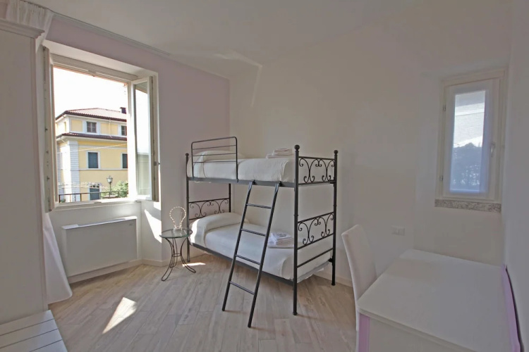 Diamond Apartments