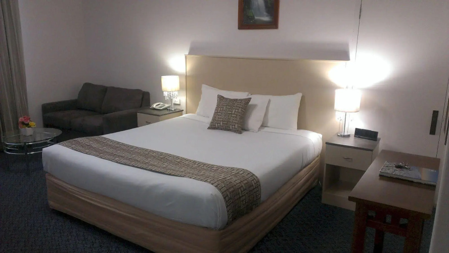 Lindy Lodge Motel