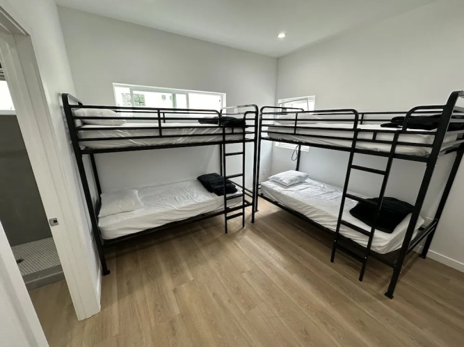 RoamHub Residences