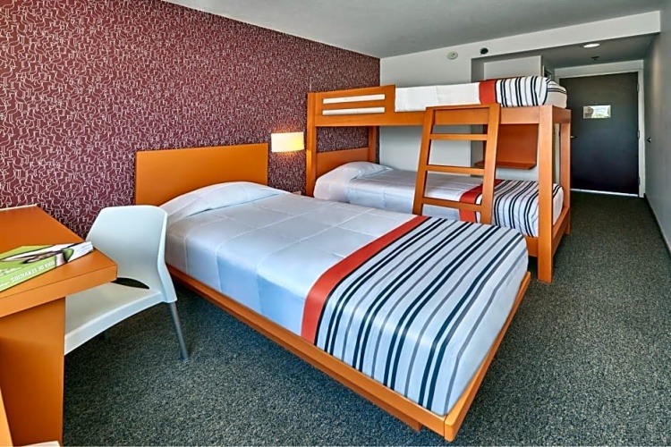 Standard Double room with view