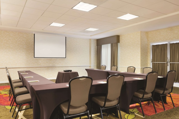 Hilton Garden Inn Anaheim/Garden Grove photo 21