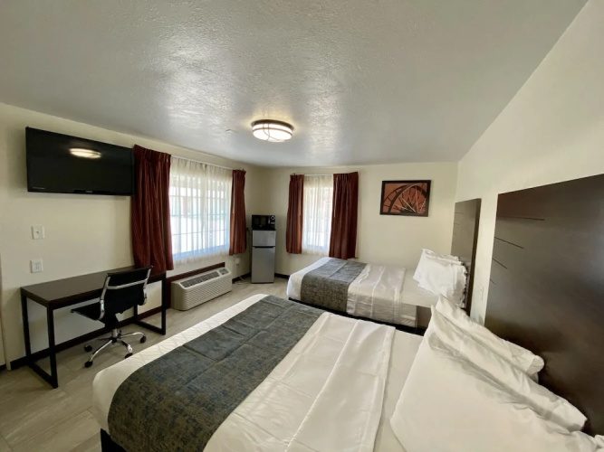 Roswell Inn