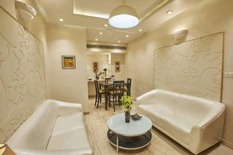 Shivoy Hotel
