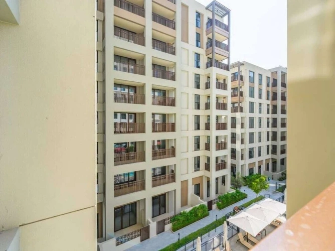 Dubai Creek Gem, Stylish Condo With Two Balconies