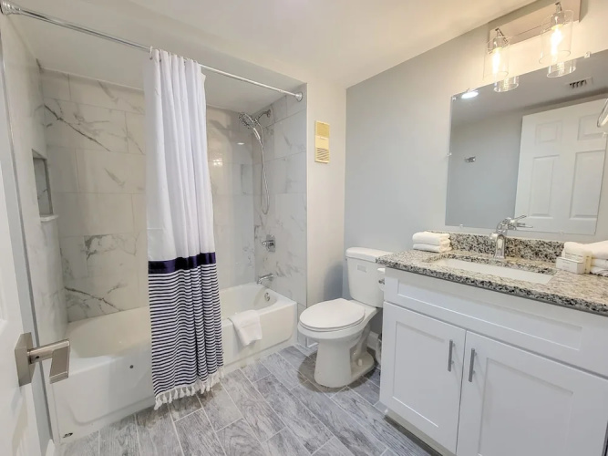 510 South Hampton 2 Bedroom Condo