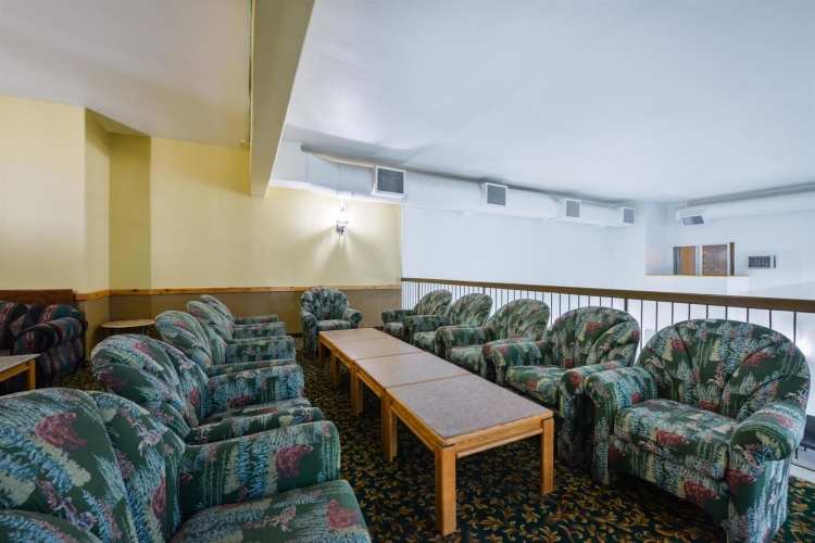 Canadas Best Value Inn Valemount photo 8