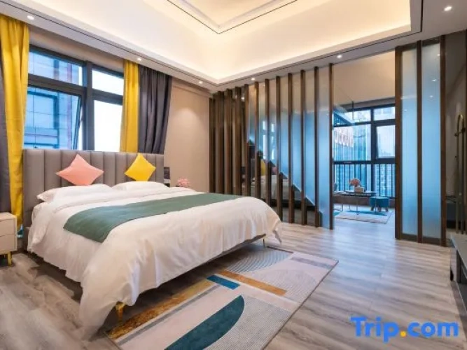 Deluxe Family Suite