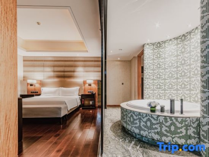 Double Suite with view