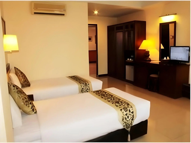 Losari Beach Hotel
