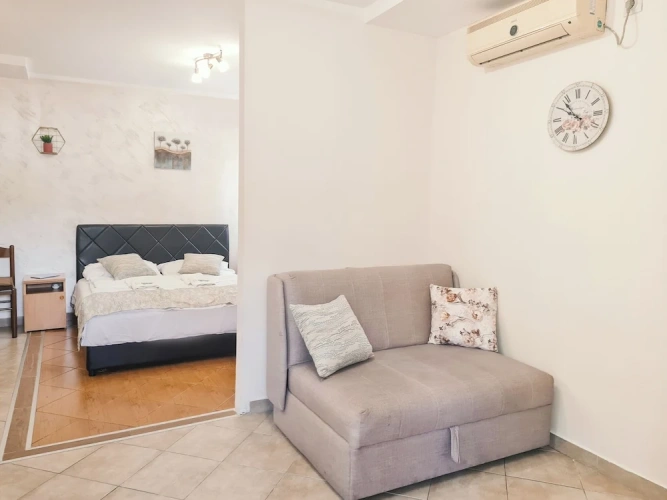 1 Bedroom Standard Studio with garden view