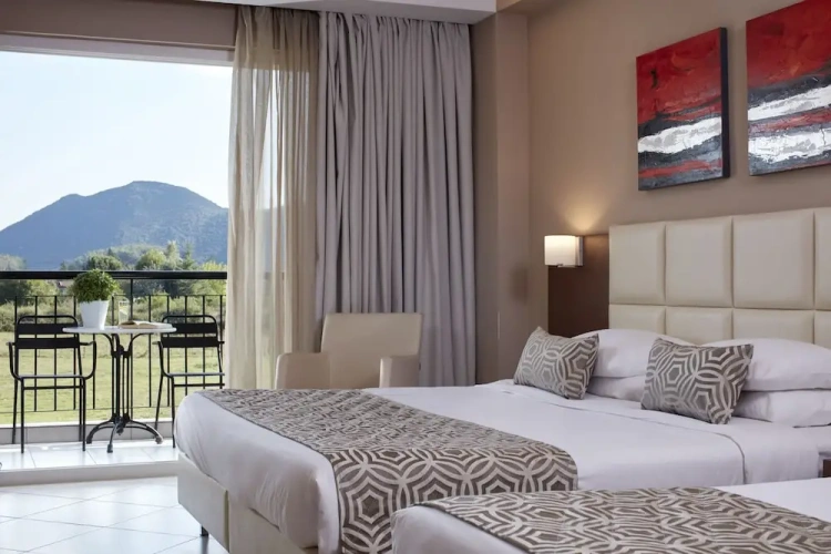 Superior Triple room with balcony