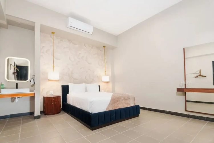 The Oliver Hotel