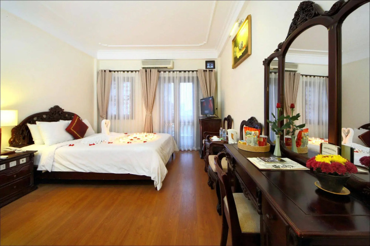 Le Pavillon Gallery Hoi An Hotel & Spa