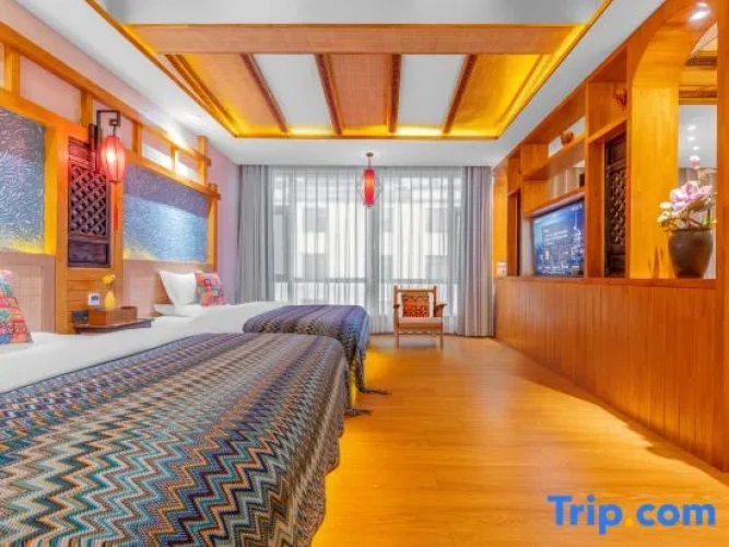 Deluxe Quadruple room
