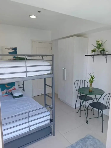 Alabang Staycation Sucat