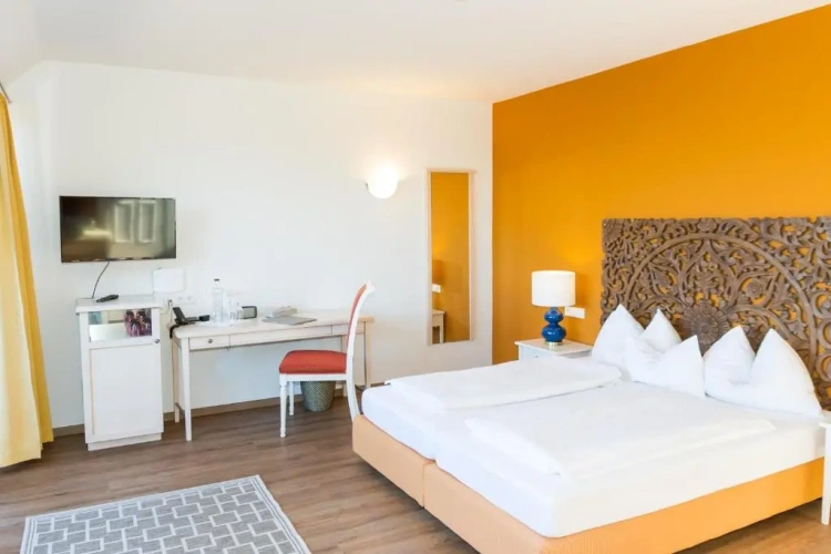 Deluxe Double room with balcony