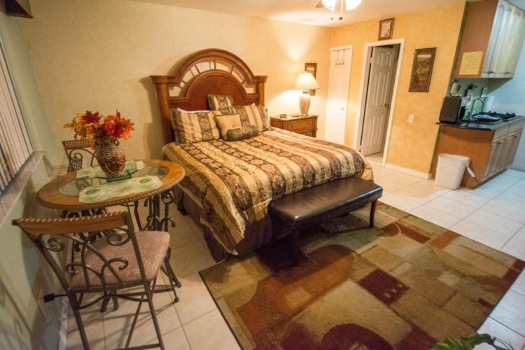 1 Bedroom Double Suite