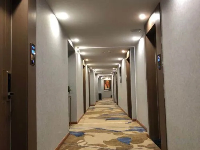 Mianyang Huaxin Hotel