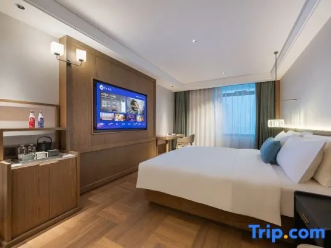Deluxe Double room with view