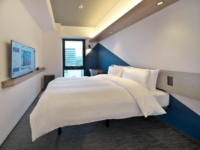 B Double room