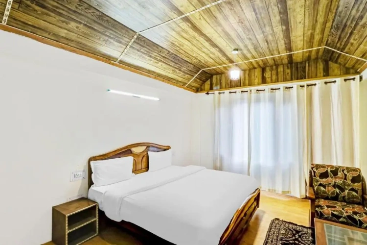 Classic Triple room