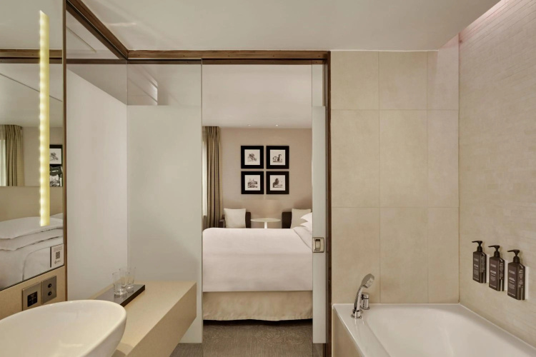 Sheraton Grand Hotel and Spa Edinburgh photo 11