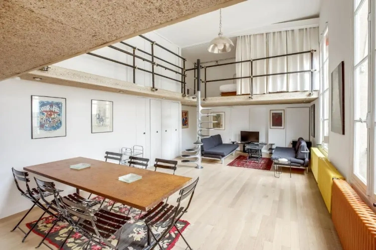 2 Bedrooms Apartment