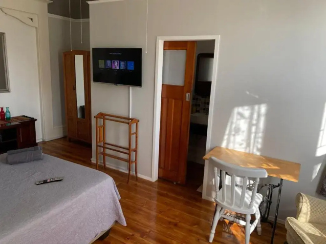 Heath Villa - private room