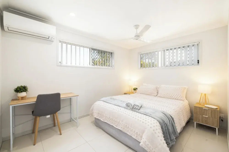 Smart Suites Self Check-in Apartments - 35A Freney