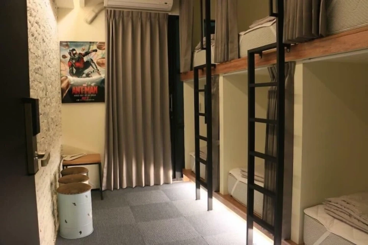 Bed in Dorm (female dorm)
