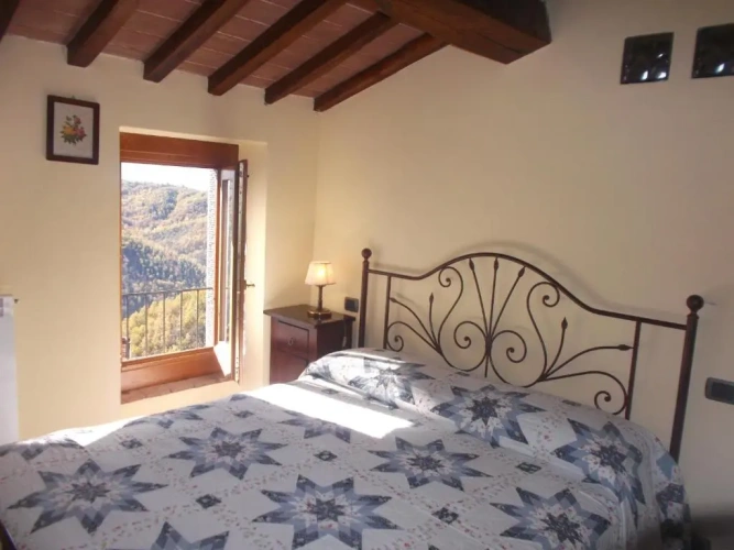 Standard Triple room with view