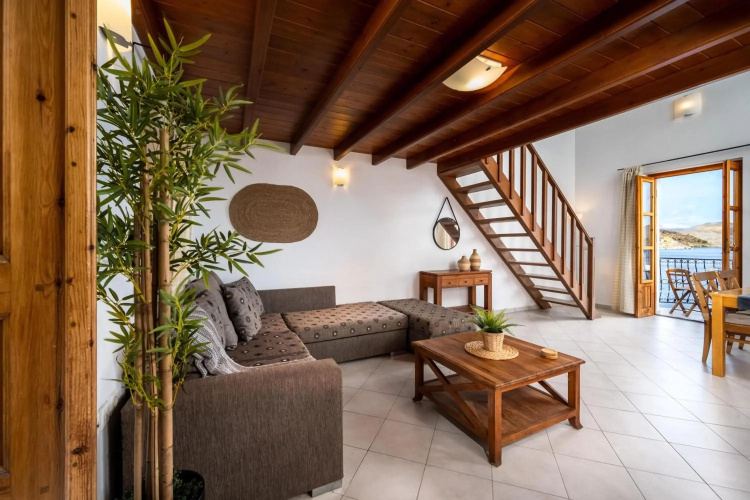 OverThe Sea Apartments