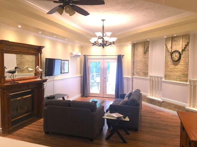 Grey Rose Suites